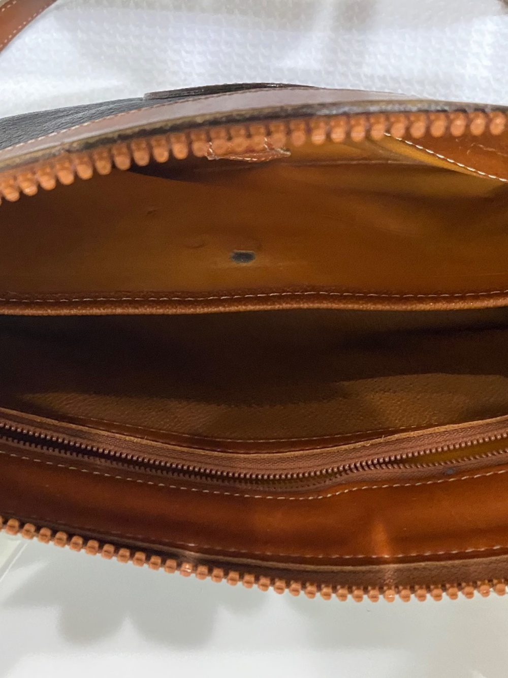 Dooney & Bourke vintage shoulder crossbody bag - Picture 5 of 6